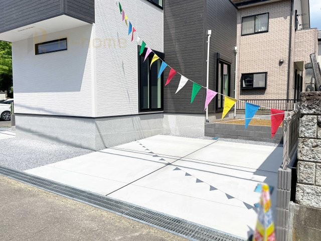 牛久市刈谷町1丁目24-1期　新築戸建て　1号棟の駐車場|カースペースは2台お停めいただけます♪