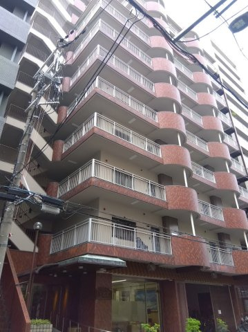 リッチハイム上本町の外観