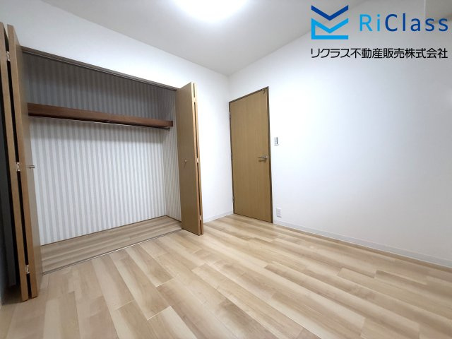 カサベラ鷹取・南館の洋室|洋室です
大きなクローゼットあります