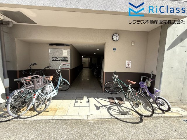 カサベラ鷹取・南館のエントランス|毎日通るエントランスはこのようになっています