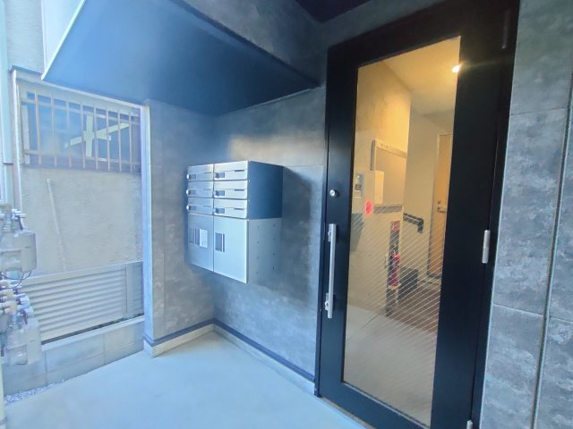 KEI新小岩のエントランス