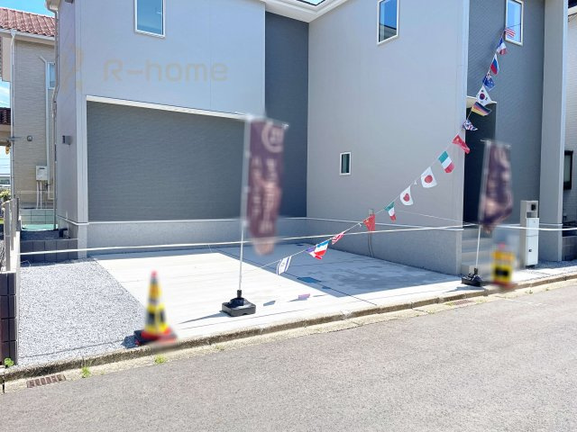 取手市井野3丁目24-1期　新築戸建て　1号棟の駐車場|カースペースは2台お停めいただけます♪