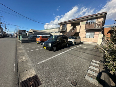 【駐車場】 | ヴィレッジグリーン