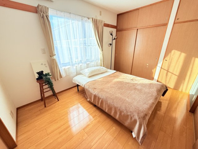 【洋室】 | ヴィレッジグリーン