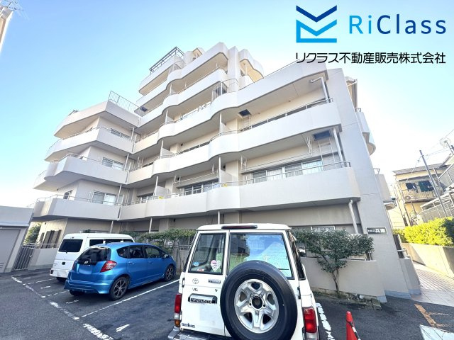 ヒルズ兵庫の外観|落ち着いた雰囲気の外観です