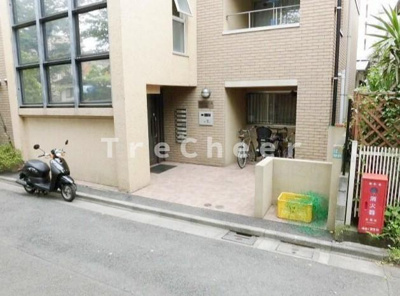 【エントランス】 | ラディーロ八雲