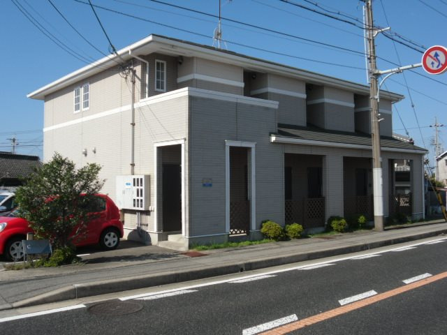 セレッソ八木の外観