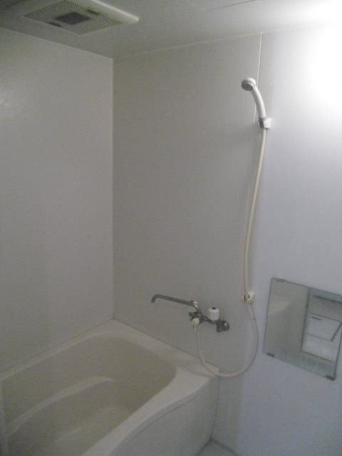 セレッソ八木の浴室