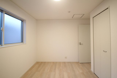 【子供部屋】 | 府所本町中古住宅 | ２F南西の洋室です