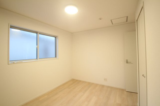 【子供部屋】 | 府所本町中古住宅 | ２F南西の洋室です