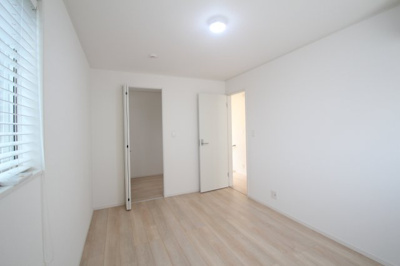 【子供部屋】 | 府所本町中古住宅 | ２F北西の洋室です