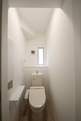 【トイレ】 | 府所本町中古住宅 | 1Fのトイレです