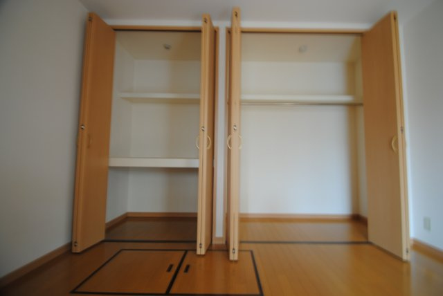 ルネス荒木一番館の収納|※現況優先
