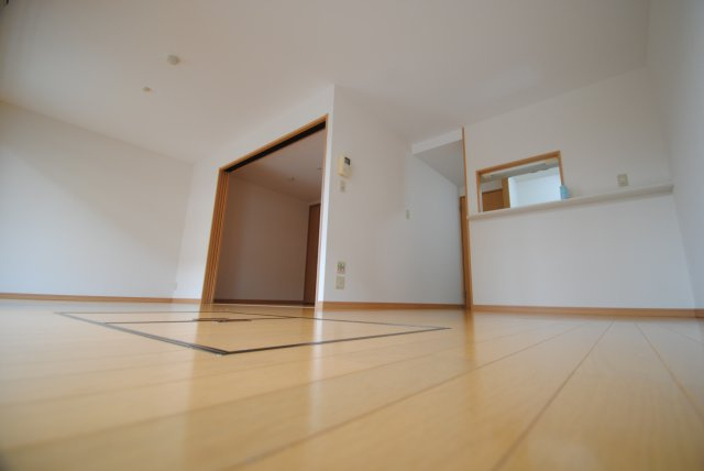 ルネス荒木一番館の居間・リビング|※現況優先
