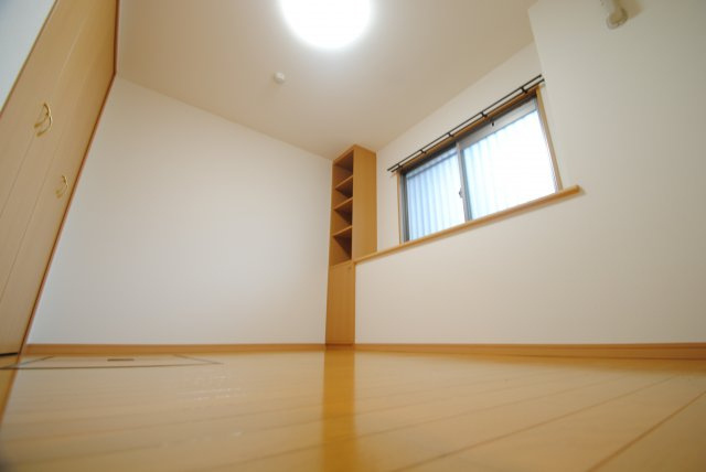 ルネス荒木一番館の洋室|※現況優先
