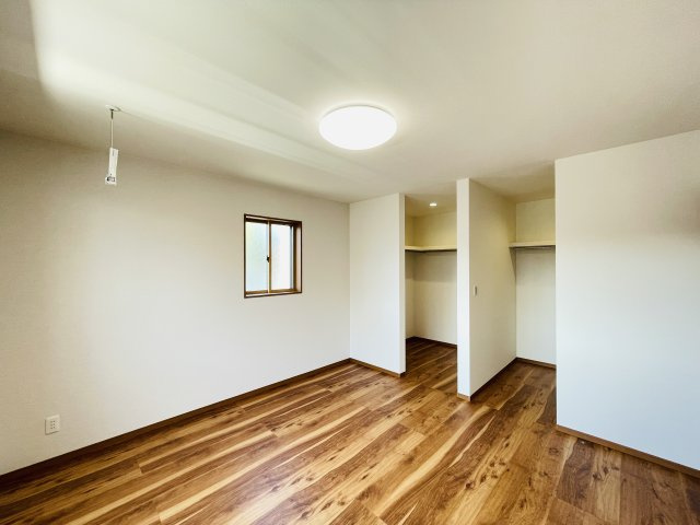 【寝室】 | 深谷市荒川第１期　ワイウッドコート　新築戸建　全7区画　3号棟