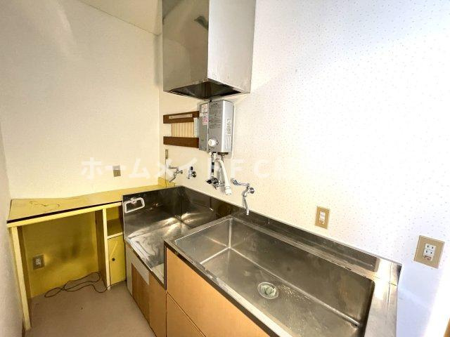 辻町住宅併用店舗のキッチン
