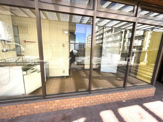 辻町住宅併用店舗の外観