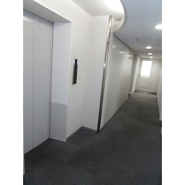 大阪市北区曾根崎新地２丁目の事務所のその他共用部分