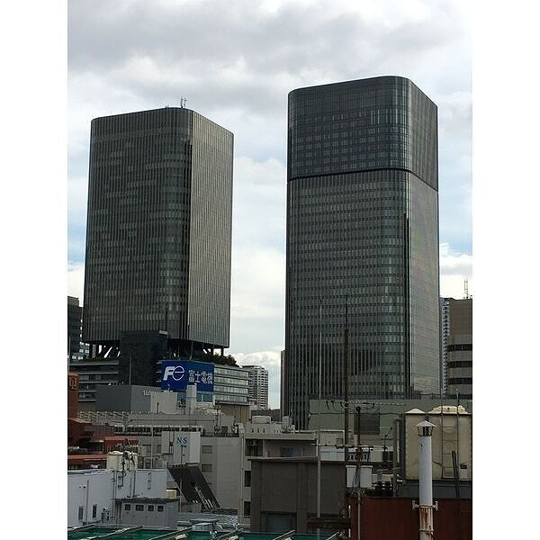 大阪市北区曾根崎新地２丁目の事務所の周辺