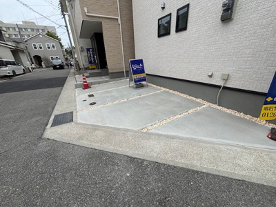 【駐車場】 | 神戸市西区玉津町吉田　新築戸建1号棟　仲介手数料無料！ | 駐車場があるので、車を買う予定の方も安心です