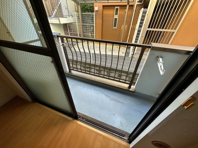 【バルコニー】 | ステージ湘南第1