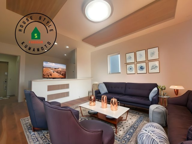 熊本市東区長嶺東9丁目第2-4棟（3号棟）の居間・リビング|キッチンからリビングをしっかり確認できます。家族の笑顔があふれる空間になりそうですね。※家具はCGを合成したものです。