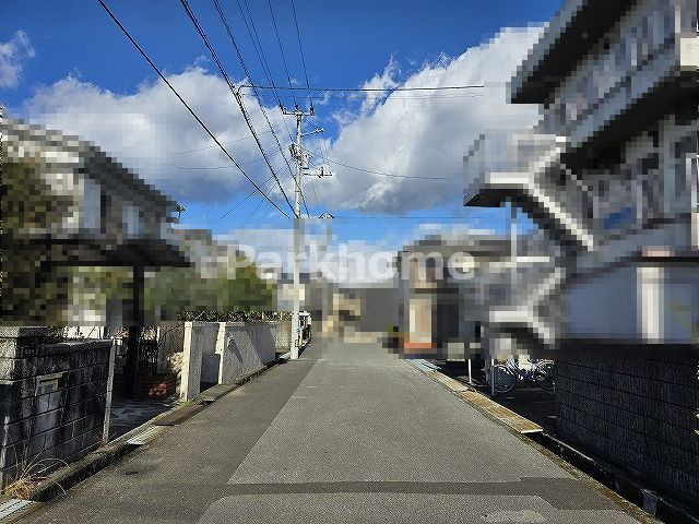 高知市高須3丁目　土地の前面道路含む現地写真