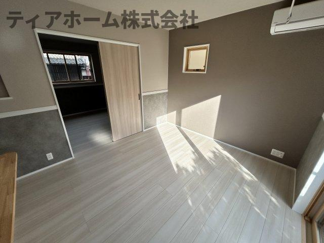 ウィズ大中Ⅰの居間・リビング|使いやすい居間です