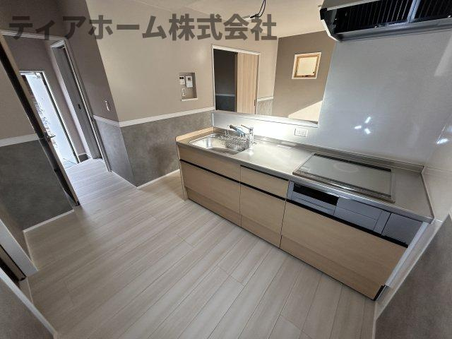 ウィズ大中Ⅰのキッチン|コンパクトなキッチンで掃除もラクラク