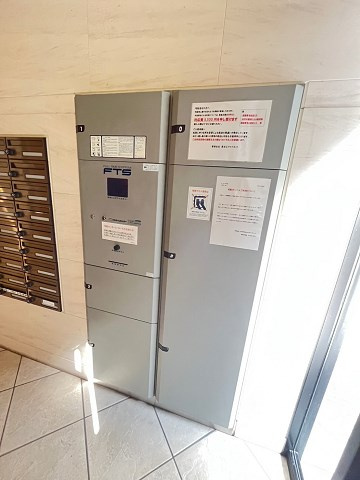 西宮市甲子園高潮町の賃貸マンションの外観