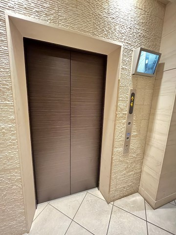 西宮市甲子園高潮町の賃貸マンションの外観