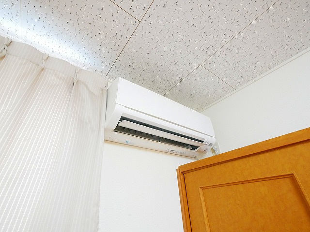 レオパレスＨａｌｆ　Ｍｏｏｎの設備|エアコン設備