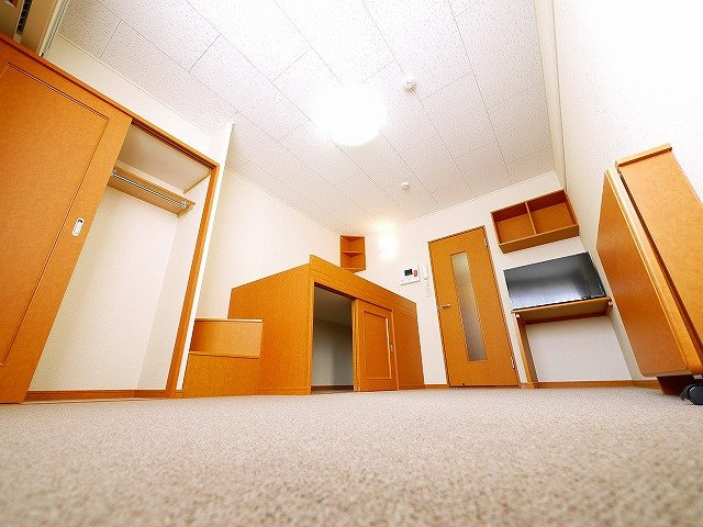 レオパレスＨａｌｆ　Ｍｏｏｎの居間・リビング|リビングです