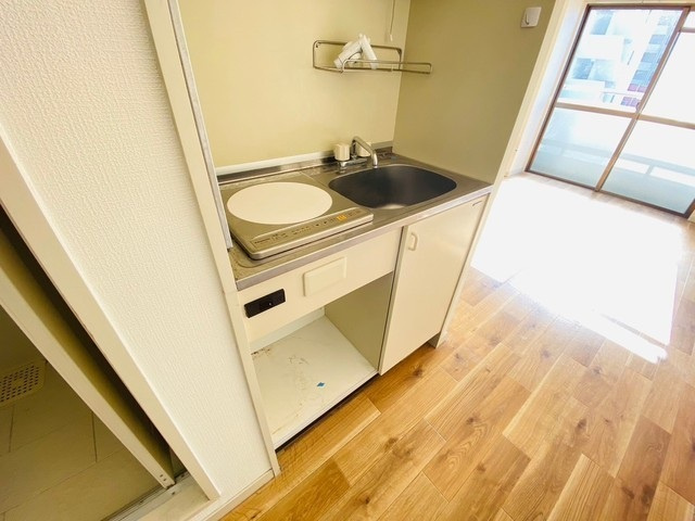 Ｉ・Ｓ　ＭＩＹＵＫＩのキッチン|コンパクトなキッチンで掃除もラクラク