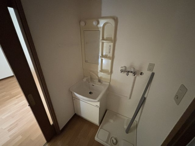 【洗面所】 | ヒガシシリイケチョウメカシヤ