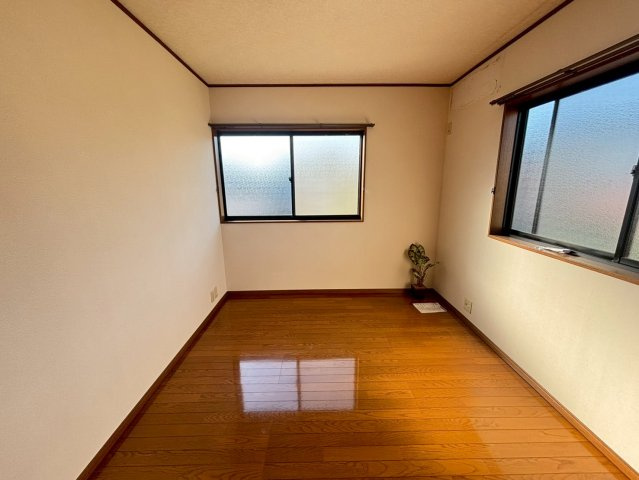 グランドパレスHAYASHIの寝室