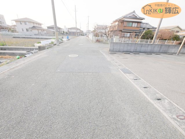 【前面道路含む現地写真】 | 姫路市飾磨区加茂東　中古戸建