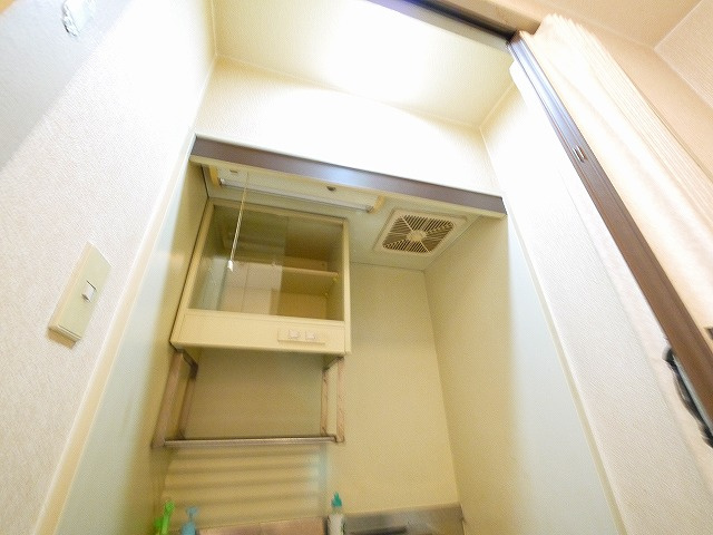 メゾンヒグチのキッチン|収納スペースがあります