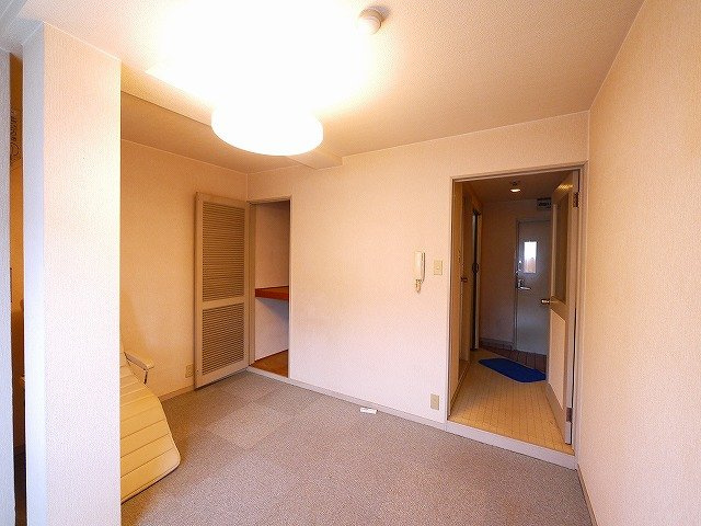 メゾンヒグチの居間・リビング|おしゃれな居間です