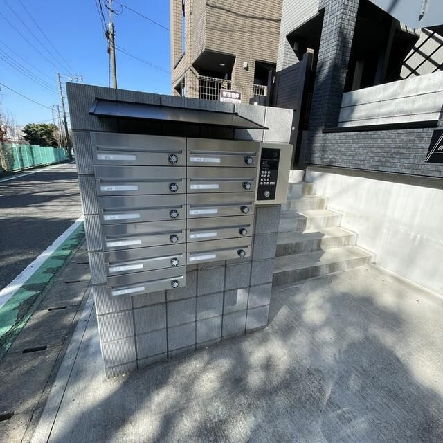 グレイシャス検見川のエントランス