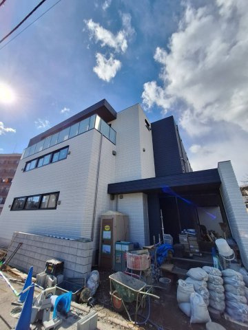 上郷町メゾンのエントランス|新築２０２４．３完成　ヘーベルメゾンのペット共生住宅