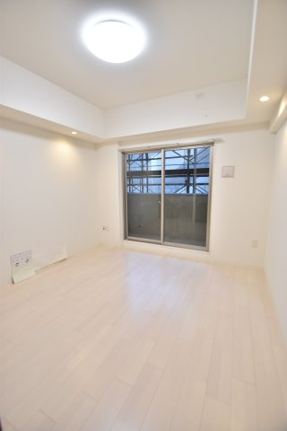 大阪市都島区片町２丁目の賃貸マンションの洋室