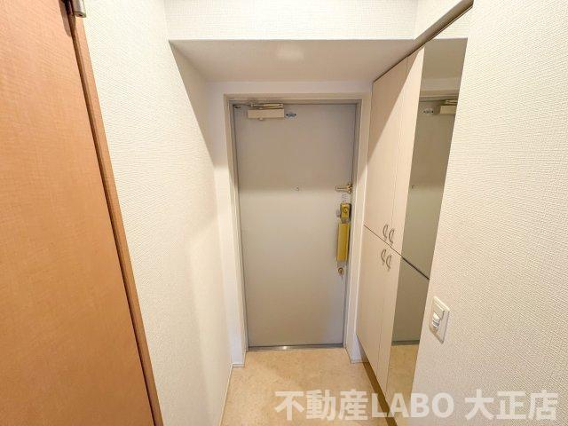 メルシー・ティーの玄関