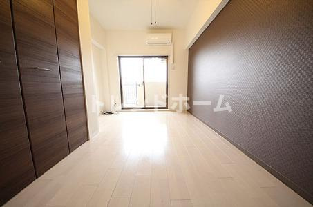 ラグゼ弁天町の居間・リビング|選べる家電プランあり！！