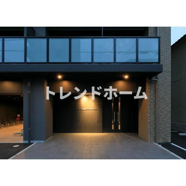 フォーリアライズ弁天町クロスのエントランス|選べる家電プランあり！！