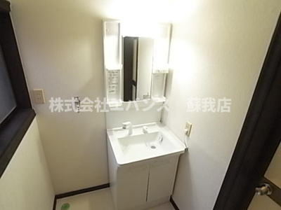【独立洗面台】 | 千葉市中央区松ヶ丘町貸家 | 独立洗面台です