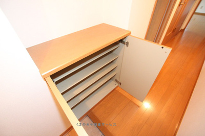 【エントランス】 | コンフォール柿の木 | 建物の内部です
コンフォール柿の木106号室　2022/6/25撮影