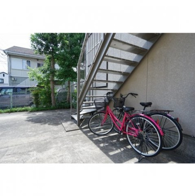 【その他】 | シティハイム大島 | 階段・駐輪スペース
