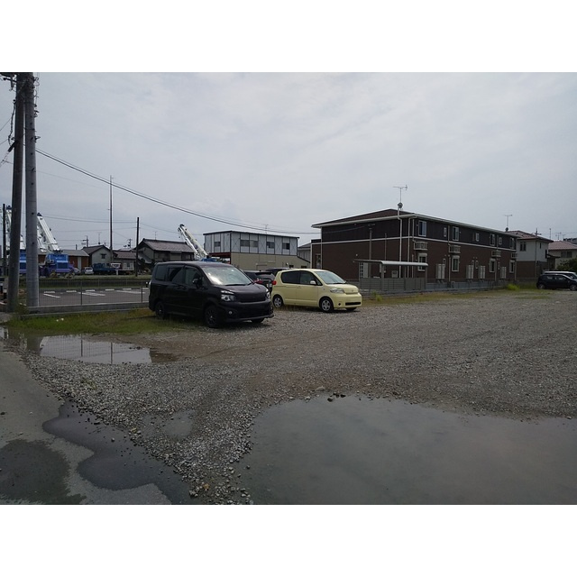 羽島市竹鼻町飯柄の駐車場の外観